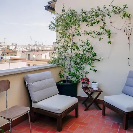 Beautiful Penthouse With Terrace Near The Centre